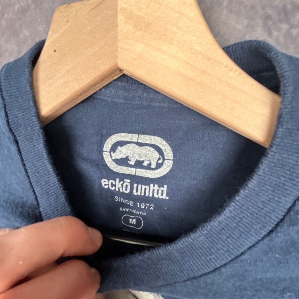 Ecko Unltd Mens Graphic T-Shirt Navy Blue Rhino Raw & Uncut Y2K Skater Size M - Picture 5 of 7